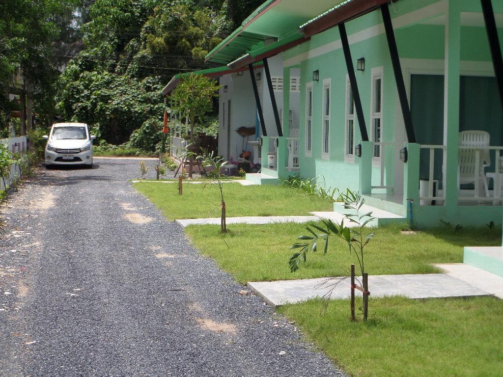 Lanta Triple Novel Hotel Koh Lanta Exterior photo