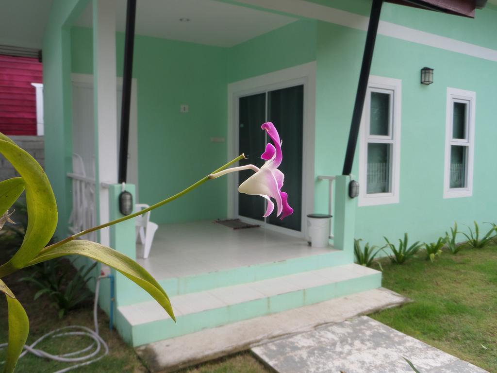 Lanta Triple Novel Hotel Koh Lanta Exterior photo