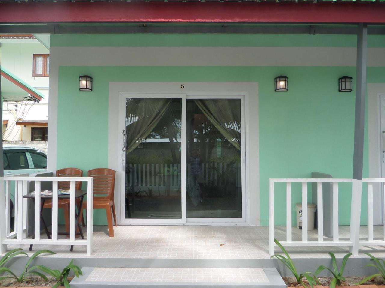 Lanta Triple Novel Hotel Koh Lanta Exterior photo
